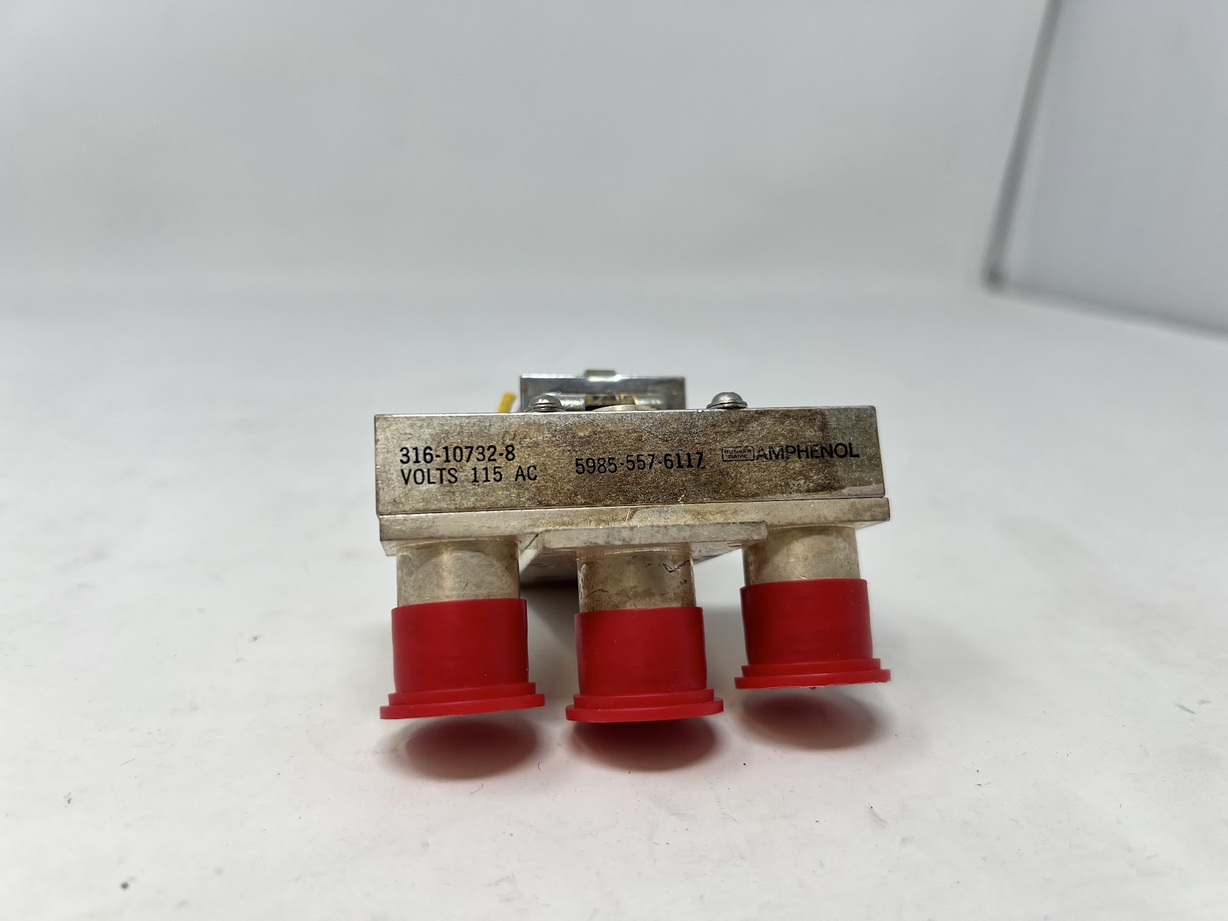 AMPHENOL R.F Coaxial Switch 5985-557-6117 - Image 3