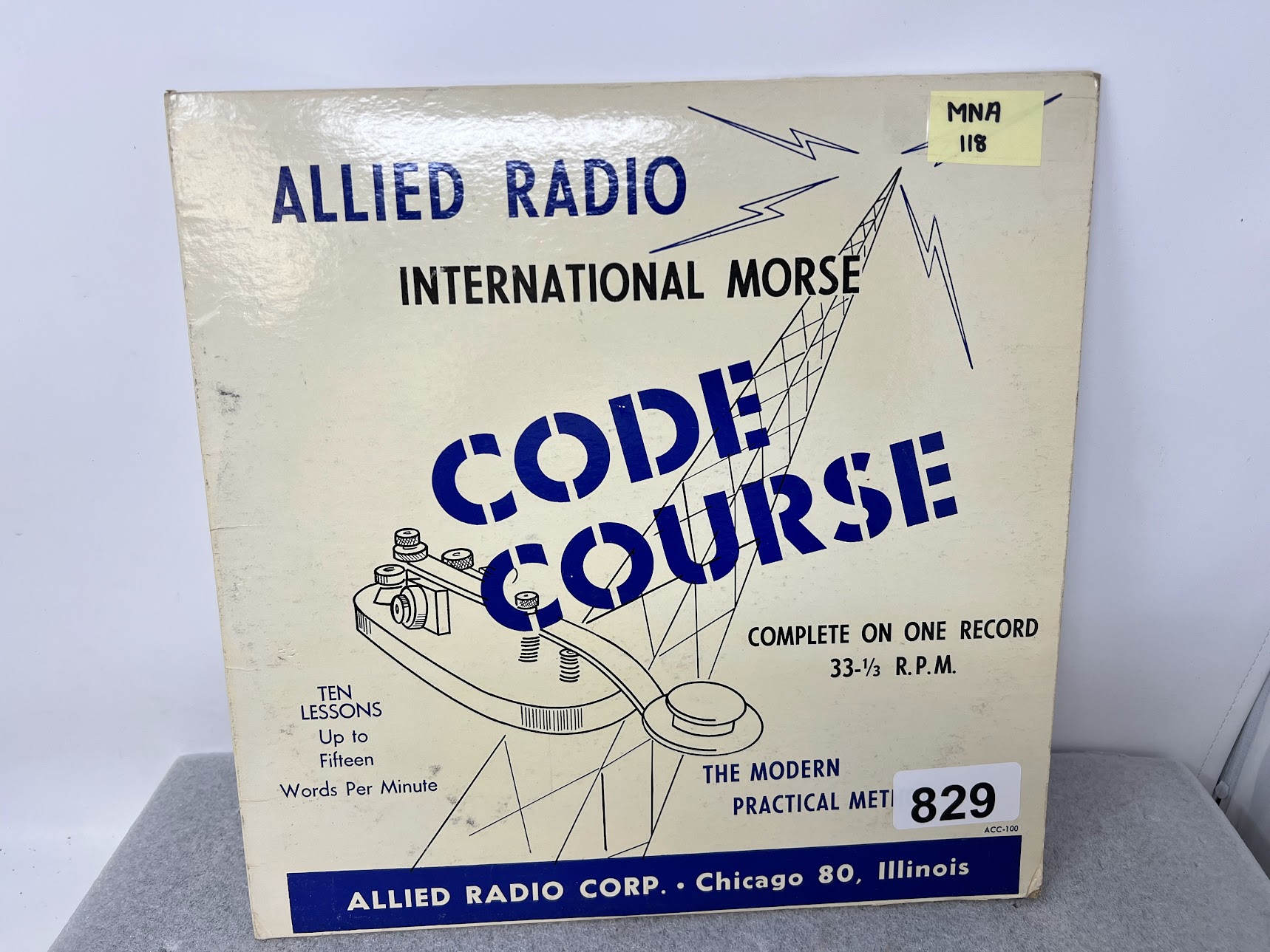 ALLIED RADIO International Morse Code - 10 Lesson Record Disc