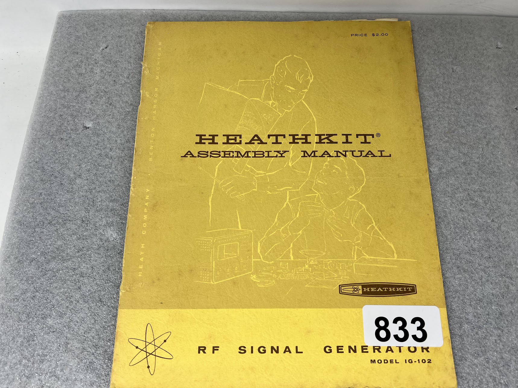 HEATHKIT Assembly Manual for IG-102 RF Signal Generator