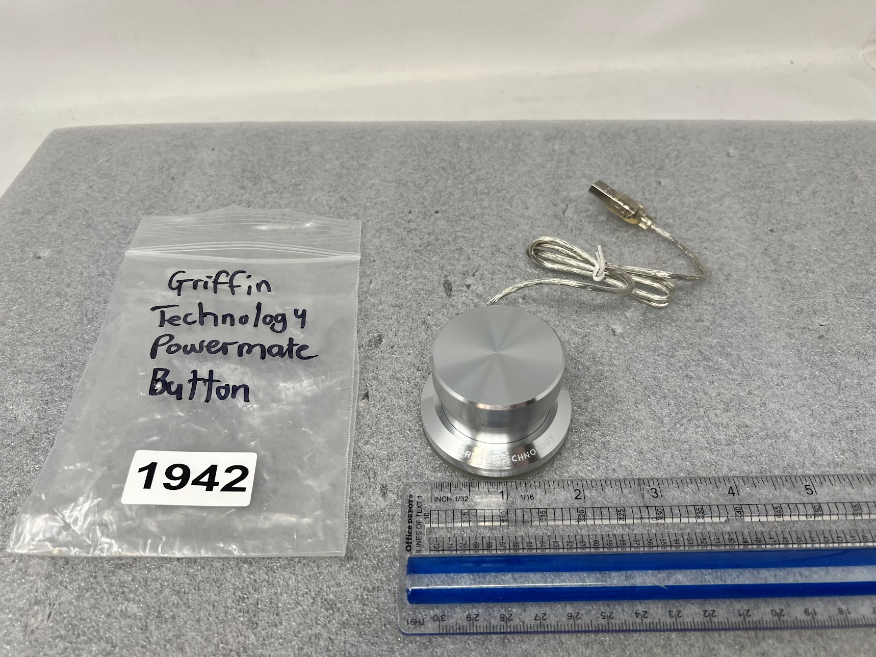 Griffin Technology Power-Mate Button