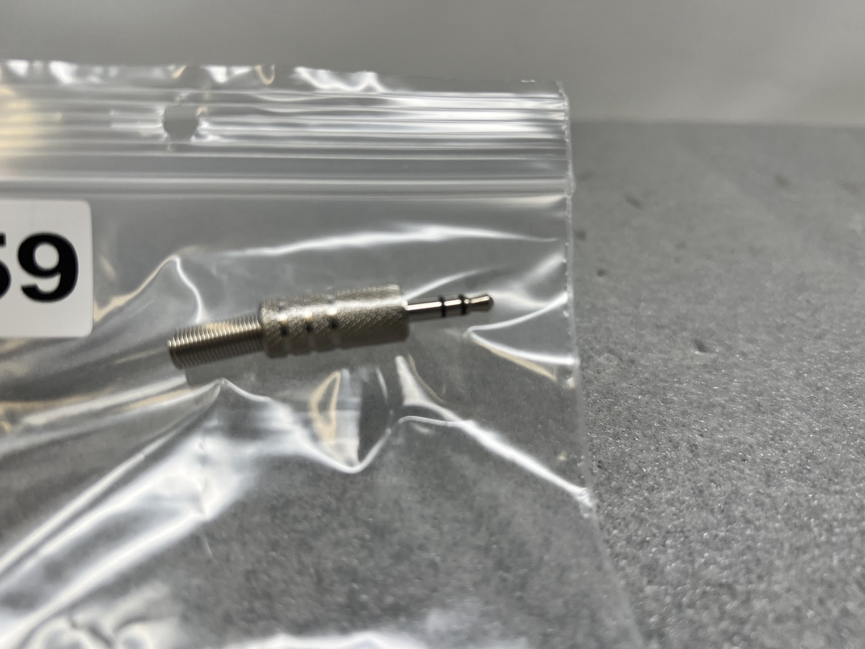 Stereo 3.5 MM Metal Plug - Image 2