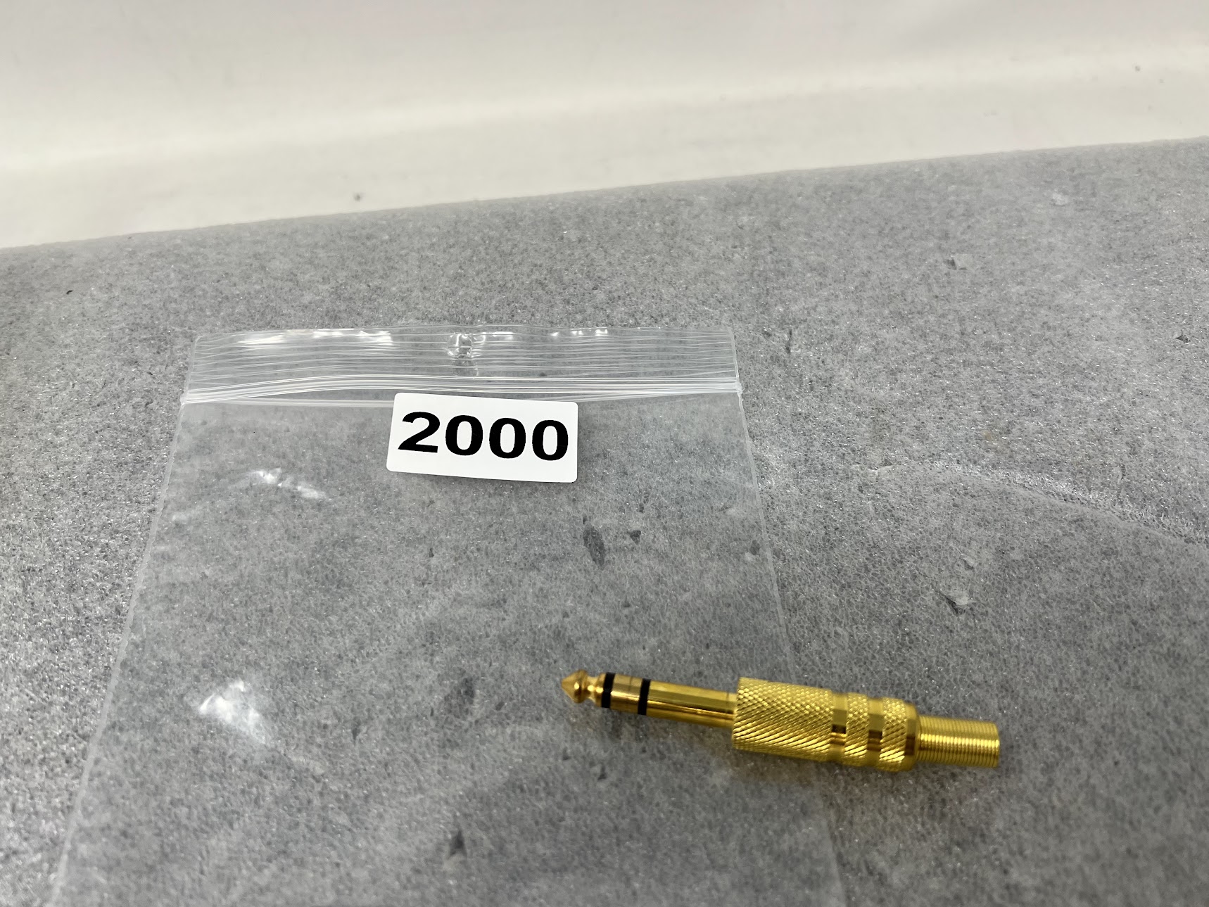 1/4" Stereo Plug Gold Plated w/Spring Strain Release