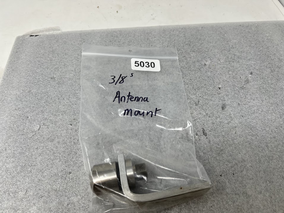 3/8's Antenna Mount