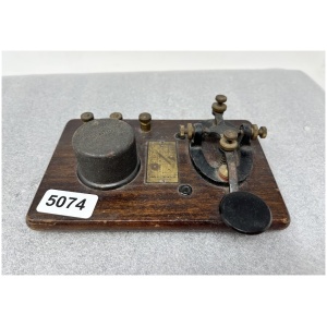 Vintage Telegraph Key Signal Electric Mfg Morse Code Keyer