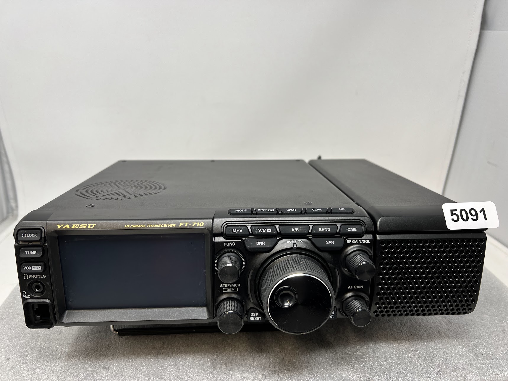 Yaesu FT-710 HF/50MHz Transceiver - Image 6