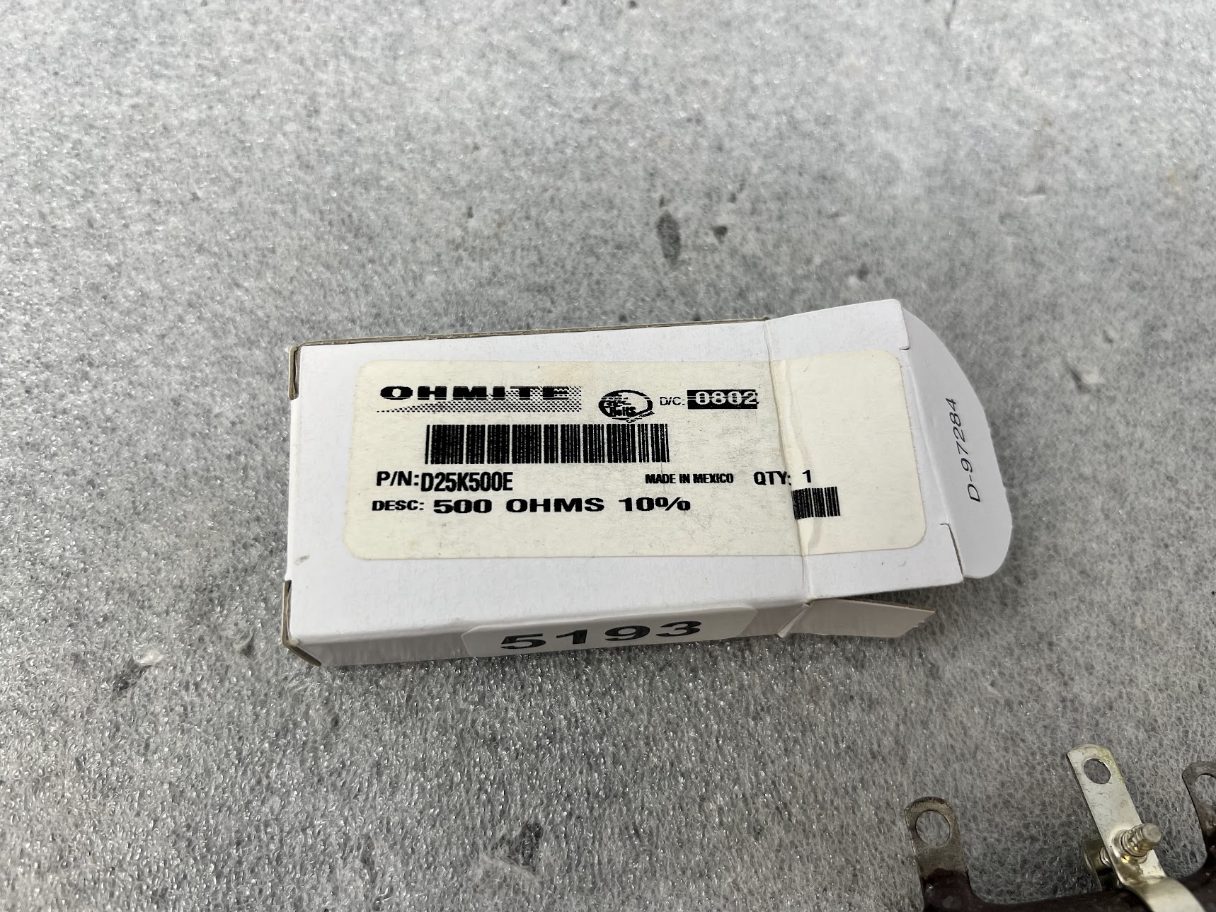 OHMITE D25K500E Power Resistor - Image 2