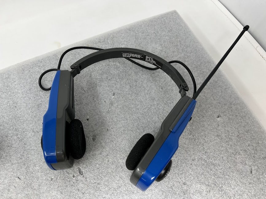 Vintage Lifelong Brand AM / FM Foldable Headphone Radio Model 222 Headset - Image 6