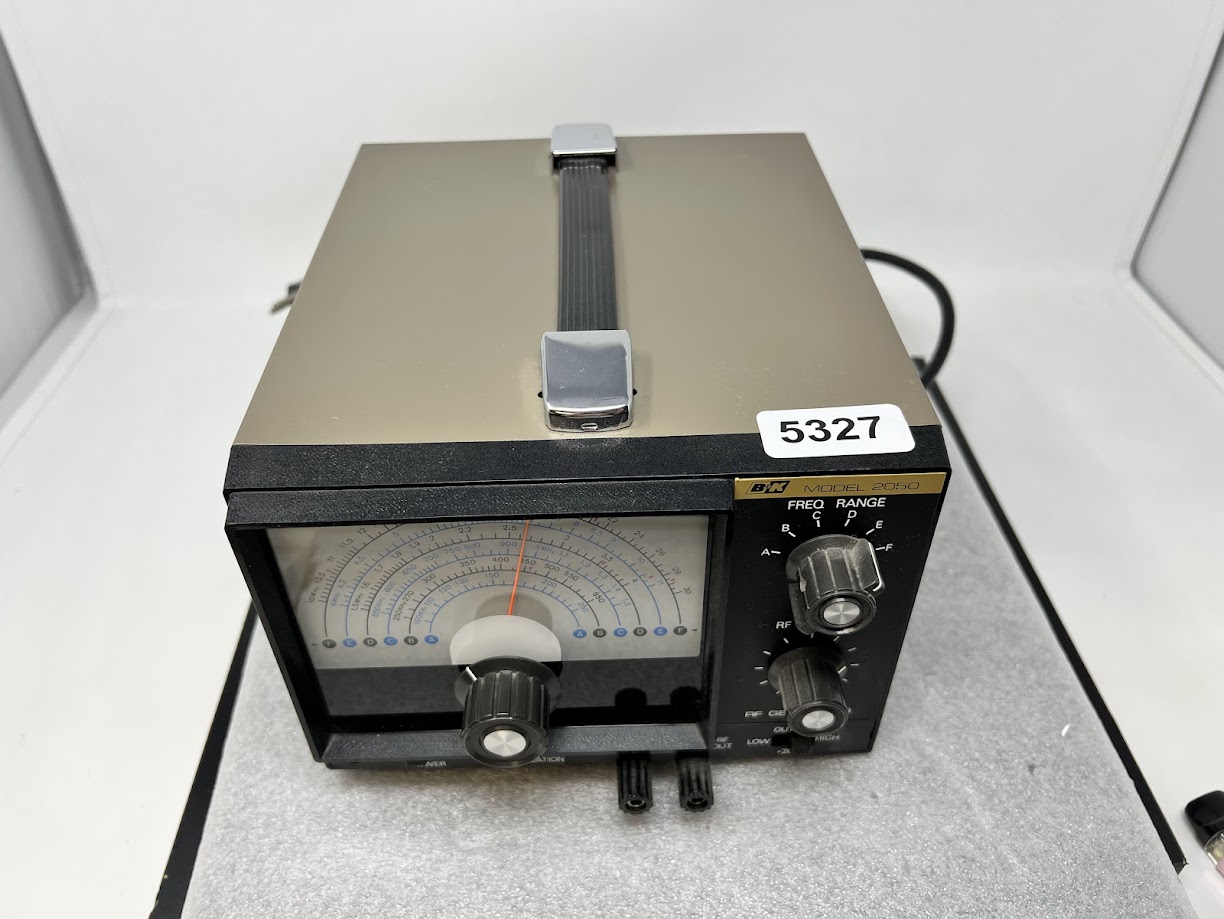 B&K Model 2050 RF Signal Generator
