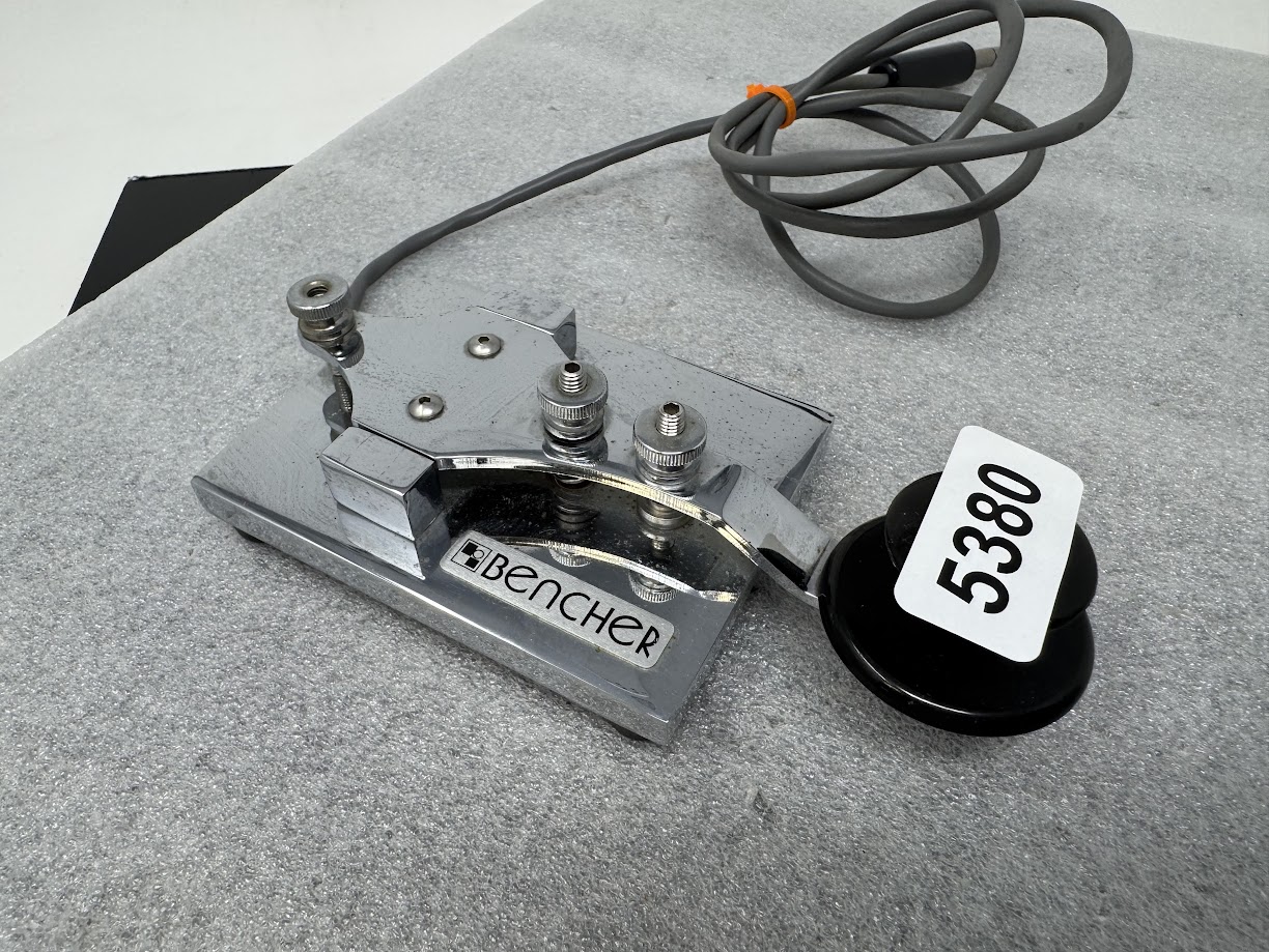Bencher RJ-2 Straight Key - Image 2