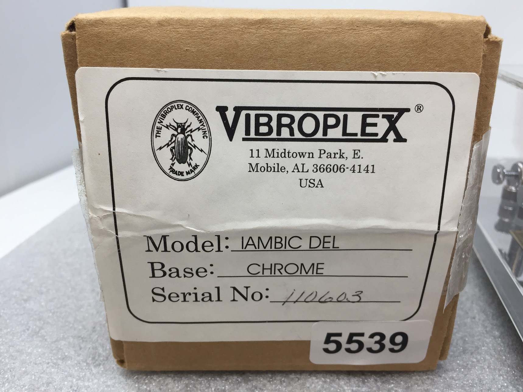 VIBROPLEX IAMBIC DEL Chrome Keyer with Dust Cover - Image 2