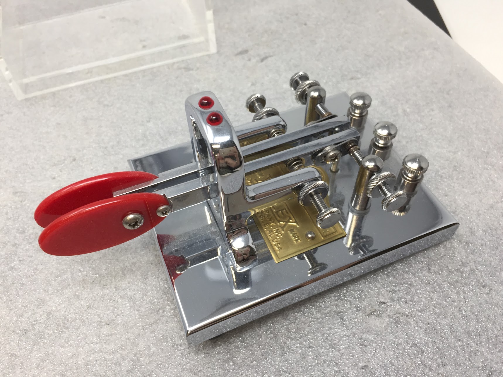 VIBROPLEX IAMBIC DEL Chrome Keyer with Dust Cover - Image 8